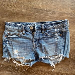 American Eagle 00 Shorts Ripped